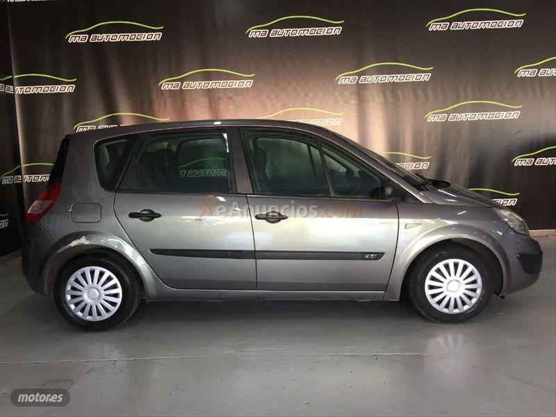 Renault Scenic CONFORT AUTHENTIQUE 1.5DCI100 de 2004 con 170.000 Km por 3.900 EUR. en Valencia