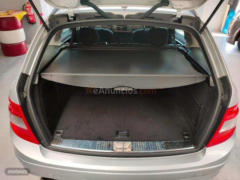 Mercedes Clase C C 220 CDI Classic Estate de 2008 con 205.773 Km por 8.300 EUR. en Castellon