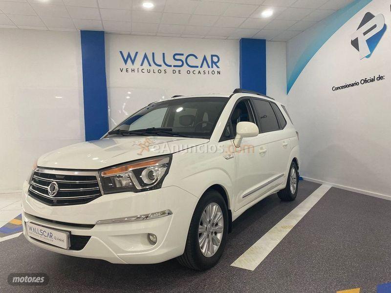 Ssangyong Rodius eXdi Premium de 2015 con 85.000 Km por 21.900 EUR. en Alicante