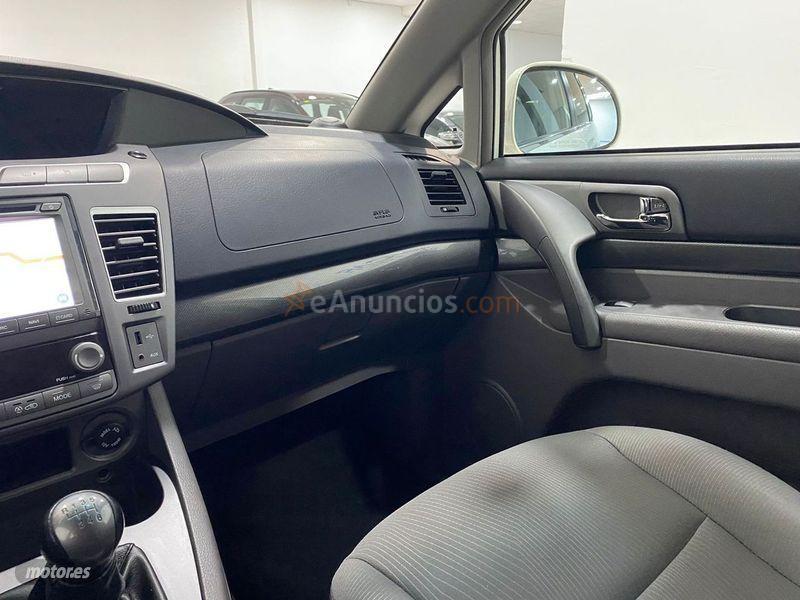 Ssangyong Rodius eXdi Premium de 2015 con 85.000 Km por 21.900 EUR. en Alicante