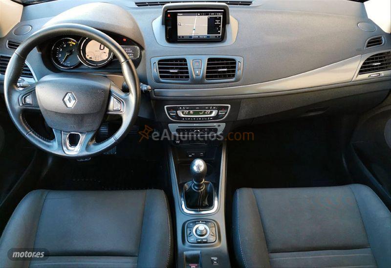 Renault Megane Sp. Tou. Limited dCi 110 EDC Euro 6 de 2016 con 76.000 Km por 11.990 EUR. en Sevilla