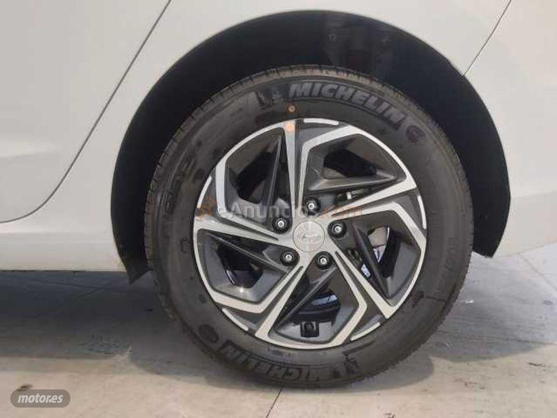 Hyundai i30 TGDI 1.0 120CV 48V KLASS de 2021 con 10 Km por 23.450 EUR. en Huelva