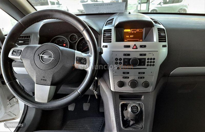 Opel Zafira 1.9 CDTi 120 CV Energy de 2009 con 295.000 Km por 4.900 EUR. en Girona