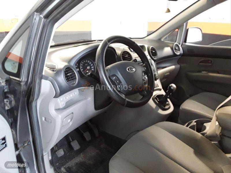 Kia Carens 2.0 CRDi VGT 140cv Active 5 plazas de 2010 con 160.000 Km por 6.900 EUR. en Sevilla