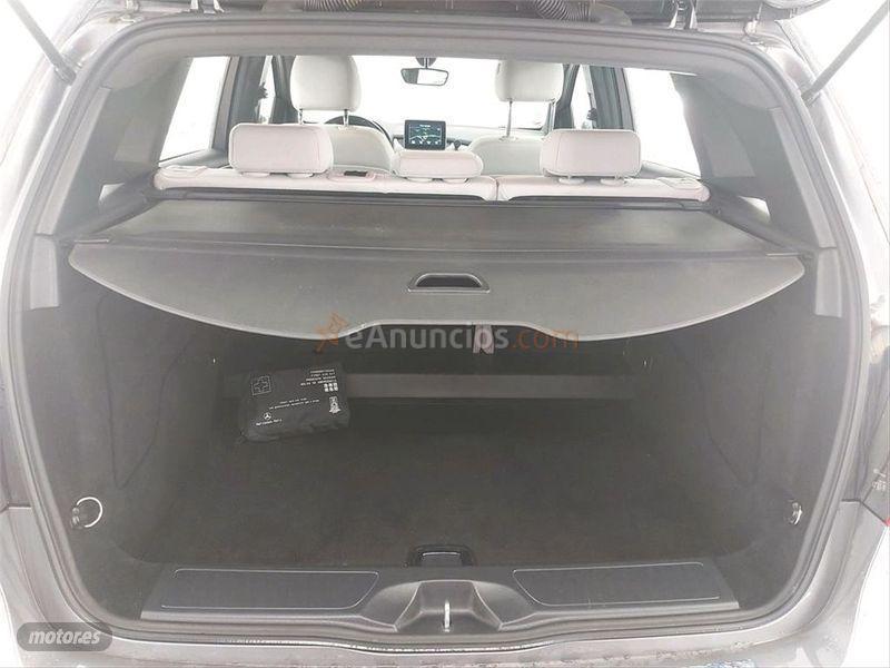 Mercedes Clase B B 180 d de 2017 con 145.000 Km por 18.990 EUR. en La Coruna