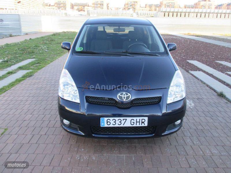 Toyota Corolla Verso 1.8 VVTi Luna de 2009 con 198.000 Km por 4.990 EUR. en Madrid