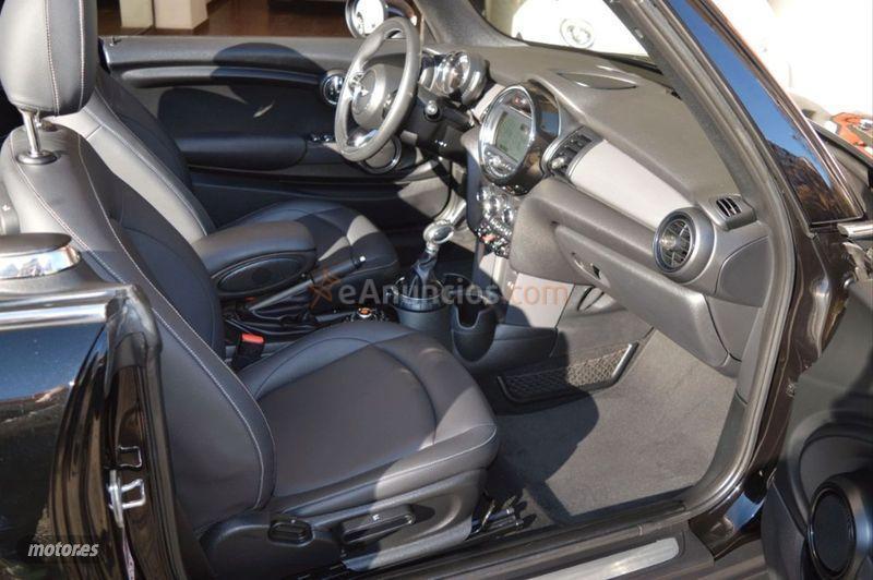 Mini Cooper Cooper Cabrio de 2017 con 37.000 Km por 21.900 EUR. en Barcelona