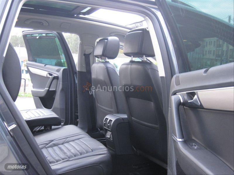 Volkswagen Passat Variant 2.0 TDI 140cv Highline BMot Tech de 2014 con 140.000 Km por 15.600 EUR. en La Coruna