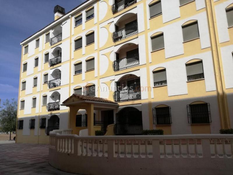 Piso con garaje y trastero en Santa Teresa, Toledo