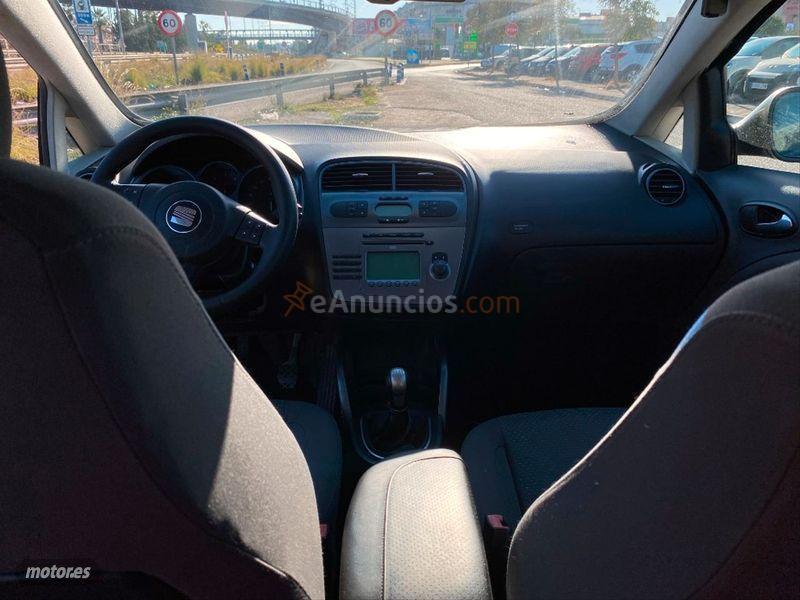 Seat Altea XL 1.9 TDI 105cv Stylance de 2007 con 125.300 Km por 6.900 EUR. en Sevilla