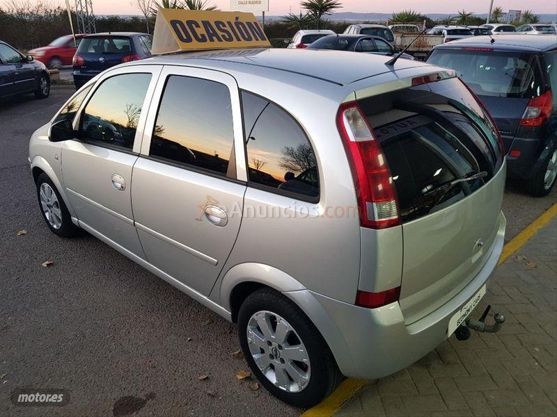 Opel Meriva Essentia 1.7 DTI de 2005 con 128.000 Km por 1.999 EUR. en Sevilla