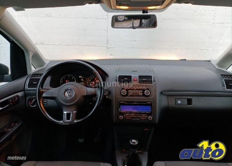 Volkswagen Touran 1.6 TDI 105cv Advance de 2011 con 130.000 Km por 13.287 EUR. en Cantabria