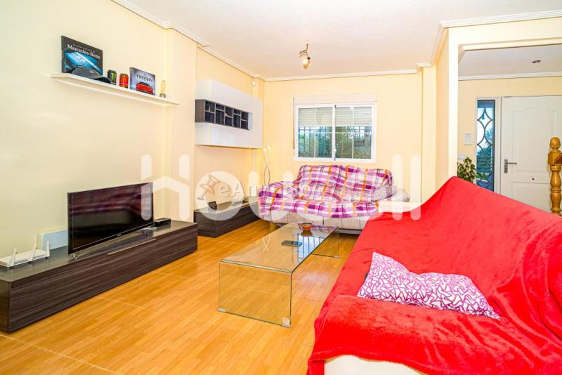 Casa pareada en venta de 250 m en Calle Dinamarca, 03350 Cox (Alacant)