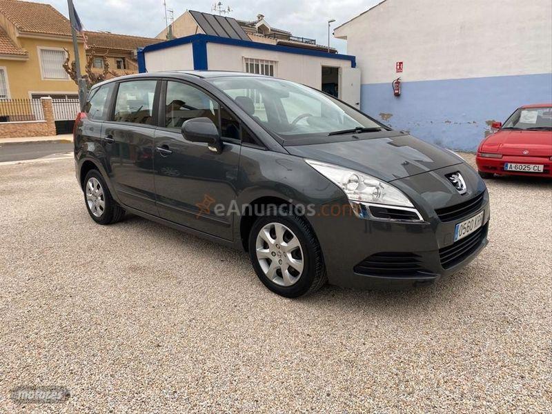 Peugeot 5008 Confort 1.6 HDI 110 FAP de 2010 con 182.000 Km por 6.000 EUR. en Alicante