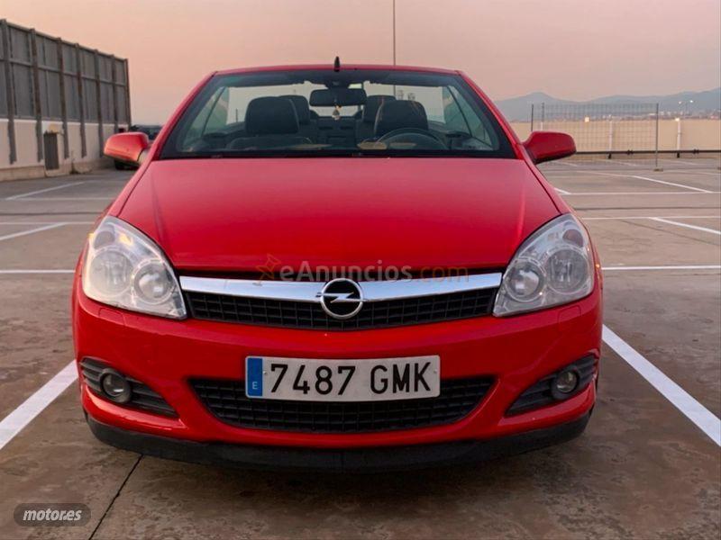 Opel Astra Twin Top 1.9 CDTi Cosmo de 2009 con 169.000 Km por 4.500 EUR. en Barcelona