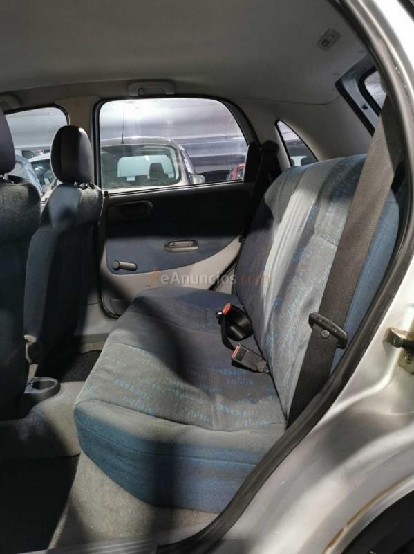 Opel Corsa 1.2 Comfort 70cv. Impecable, a toda prueba. 