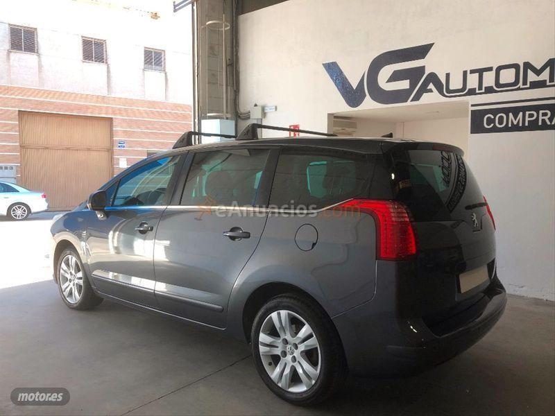 Peugeot 5008 Sport Pack 2.0 HDI 150 FAP de 2009 con 160.000 Km por 7.999 EUR. en Malaga