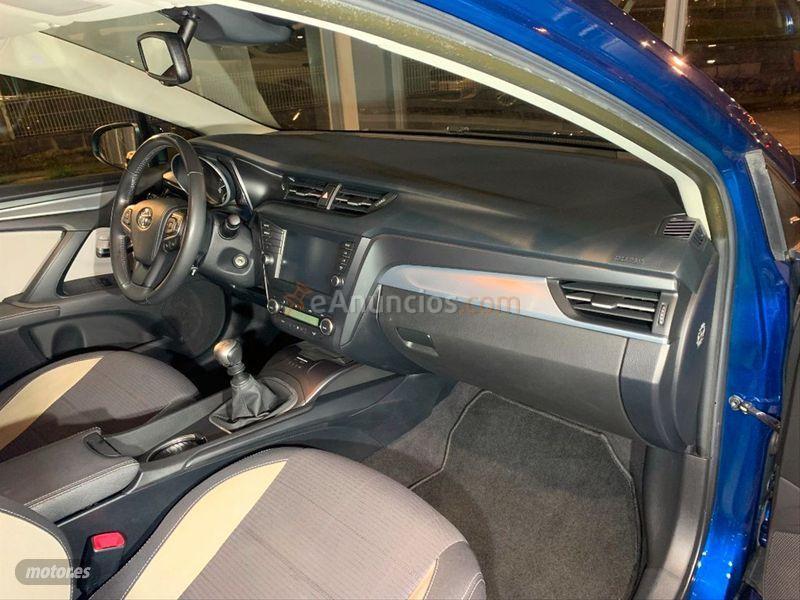 Toyota Avensis 2.0 150D ADVANCE TS de 2016 con 128.875 Km por 12.900 EUR. en Cantabria