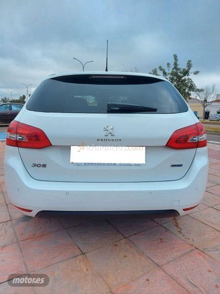 Peugeot 308 SW Allure 2.0 BlueHDi 150 de 2016 con 179.669 Km por 10.990 EUR. en Badajoz
