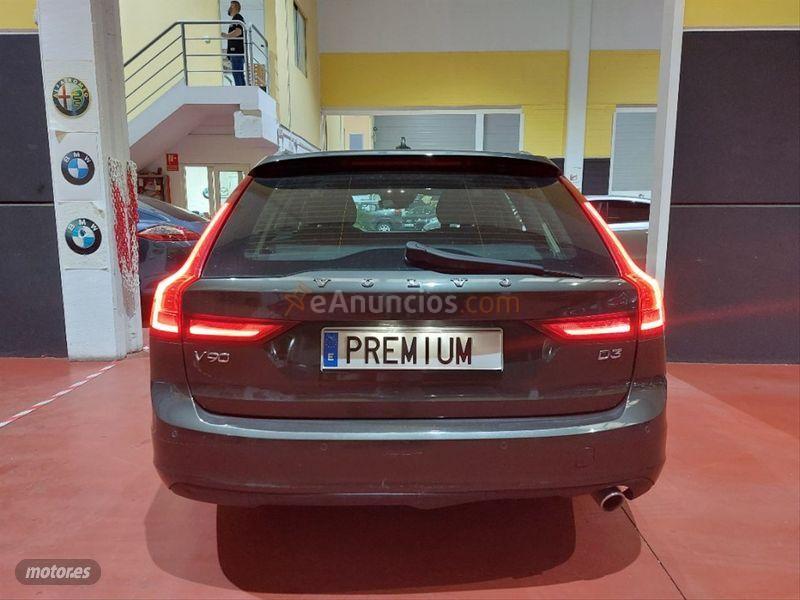 Volvo V 90 2.0 D3 Momentum Auto de 2018 con 99.000 Km por 25.490 EUR. en Madrid