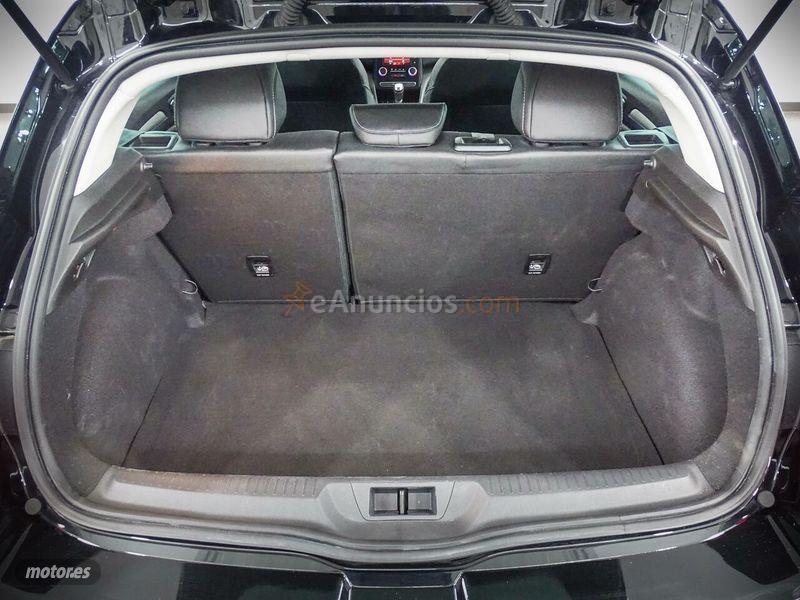 Renault Megane Sp. Tourer Bose En. dCi 96kW 130CV de 2017 con 48.745 Km por 18.995 EUR. en Alicante