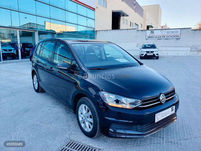 Volkswagen Touran Advance 1.6 TDI SCR 115CV BMT de 2016 con 170.000 Km por 15.500 EUR. en Cadiz