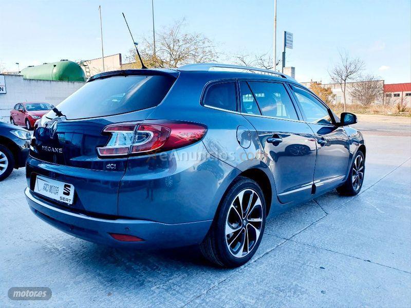 Renault Megane Sp. Tourer Bose En. dCi 81kW 110CV de 2016 con 120.000 Km por 11.800 EUR. en Cadiz