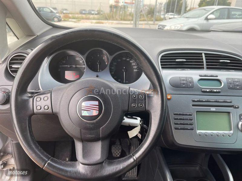 Seat Altea XL 2.0 TDI 140cv Sport Up de 2007 con 292.016 Km por 3.999 EUR. en Madrid