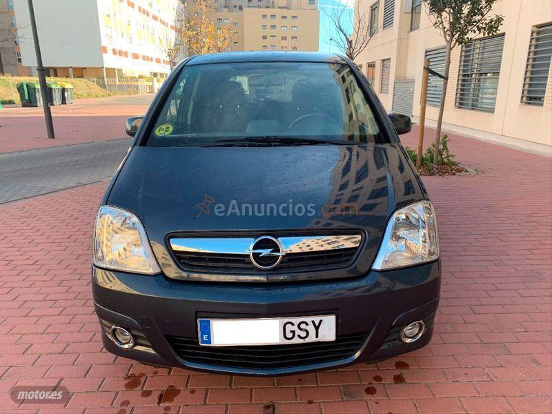 Opel Meriva 1.7 CDTi Cosmo de 2010 con 218.874 Km por 3.599 EUR. en Madrid