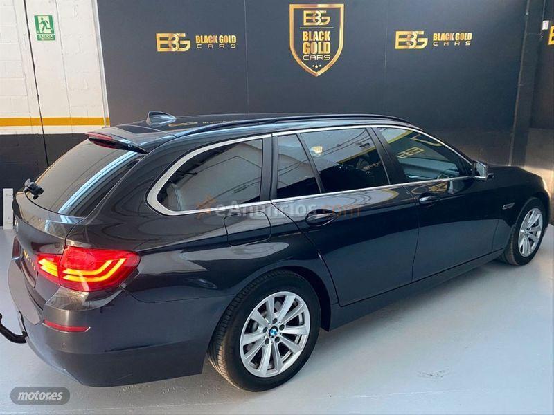BMW Serie 5 518dA Touring de 2015 con 135.000 Km por 19.490 EUR. en Madrid