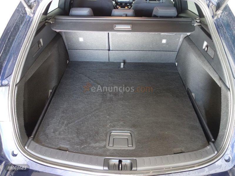 Toyota Corolla 1.8 125H ACTIVE TECH ECVT TOU SPORT de 2021 con 5.380 Km por 23.600 EUR. en Madrid