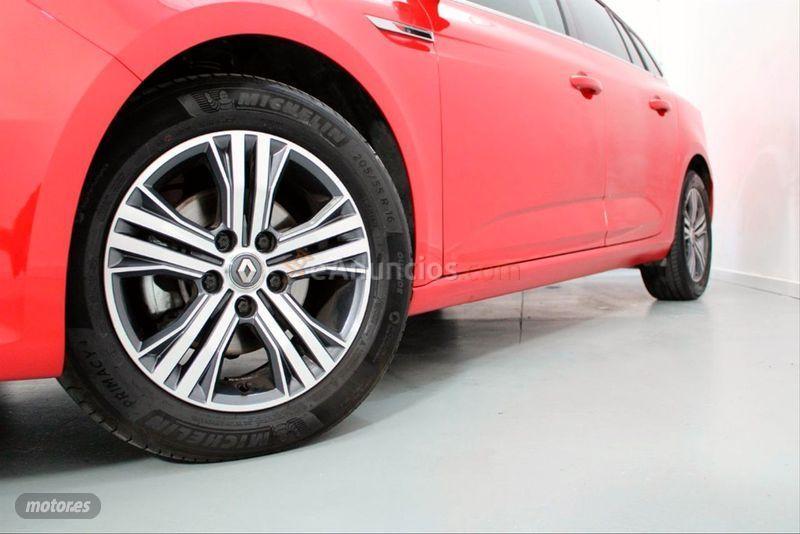 Renault Megane S.T. Zen TCe 103 kW 140CV EDC GPF SS de 2021 con 17.800 Km por 20.990 EUR. en Madrid