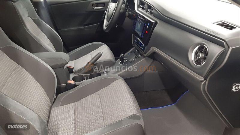 Toyota Auris 1.8 140H Feel Touring Sports de 2018 con 42.506 Km por 17.990 EUR. en Madrid