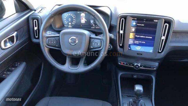 Volvo XC40 2.0 D3 150 5P de 2018 con 32.451 Km por 32.900 EUR. en Cordoba