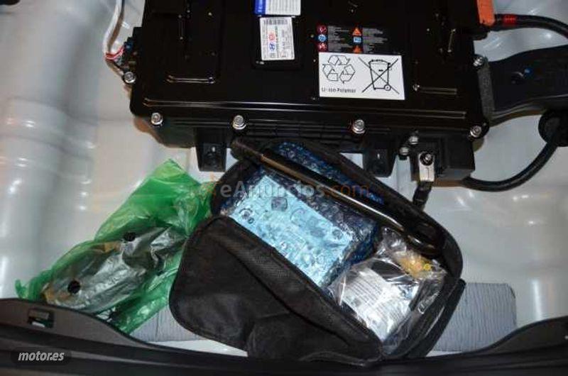 Hyundai Kona FL TGDI 1.0 120CV 48V 4X2 MAXX de 2021 con 7.625 Km por 20.490 EUR. en Jaen