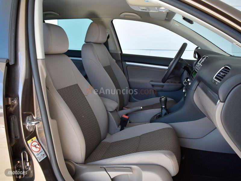 Volkswagen Golf Variant 1.6 TDI 105cv DPF Advance de 2013 con 106.502 Km por 10.970 EUR. en Madrid