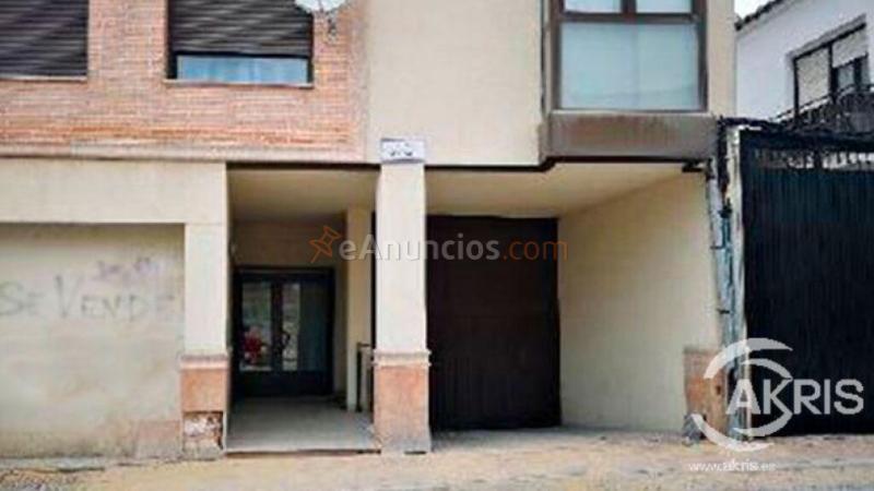 DUPLEX DE 145 M2 CON 3 DORMITORIOS EN EL VISO DE SAN JUAN