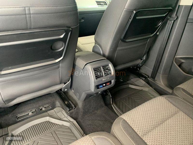 Volkswagen Touran Edition 1.6 TDI CR 110CV BMT de 2016 con 99.000 Km por 18.900 EUR. en Pontevedra