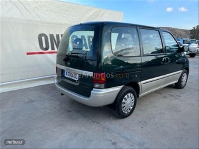Nissan Serena 2.3D INVITATION de 1998 con 180.000 Km por 3.550 EUR. en Malaga