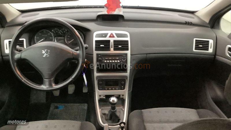 Peugeot 307 SW Pack 1.6 HDi 90 de 2005 con 153.216 Km por 2.170 EUR. en Toledo