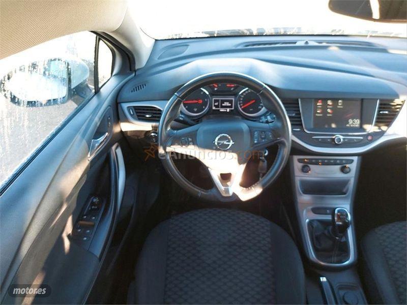 Opel Astra 1.6 CDTi 81kW 110CV Business ST de 2017 con 138.953 Km por 9.600 EUR. en Madrid