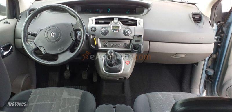Renault Scenic Confort Dynamique 1.5dCi105 EU4 de 2006 con 167.000 Km por 3.400 EUR. en Alicante