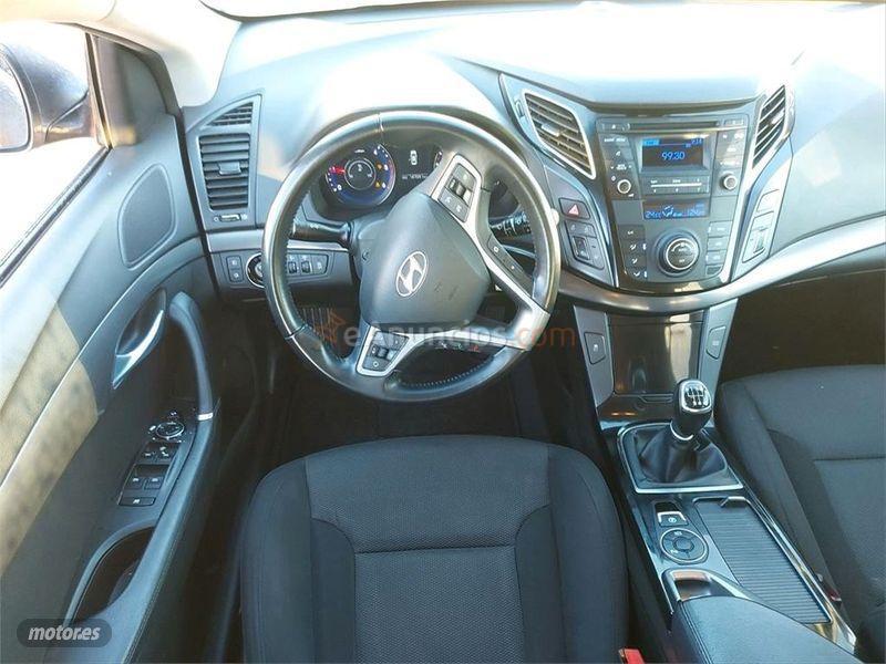 Hyundai i40 CW 1.7 CRDi 115cv BlueDrive Klass de 2016 con 147.281 Km por 10.300 EUR. en Madrid