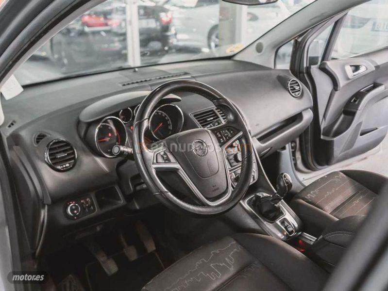 Opel Meriva 1.7 CDTI 110 CV Selective de 2012 con 127.000 Km por 5.799 EUR. en Barcelona