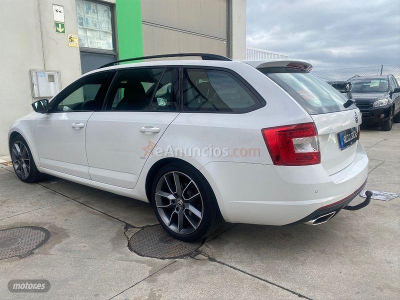 Skoda Octavia Combi 2.0 TDI CR 184cv RS de 2015 con 108.000 Km por 18.990 EUR. en Valladolid