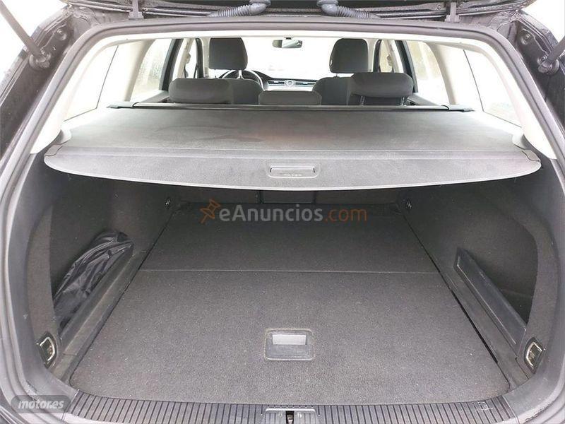 Volkswagen Passat Edition 2.0 TDI 110kW 150CV Variant de 2018 con 112.641 Km por 17.900 EUR. en Almeria