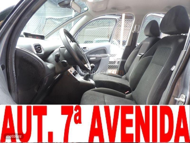 Citroen C3 Picasso EHDI 90cv Seduction de 2011 con 295.000 Km por 4.600 EUR. en Badajoz