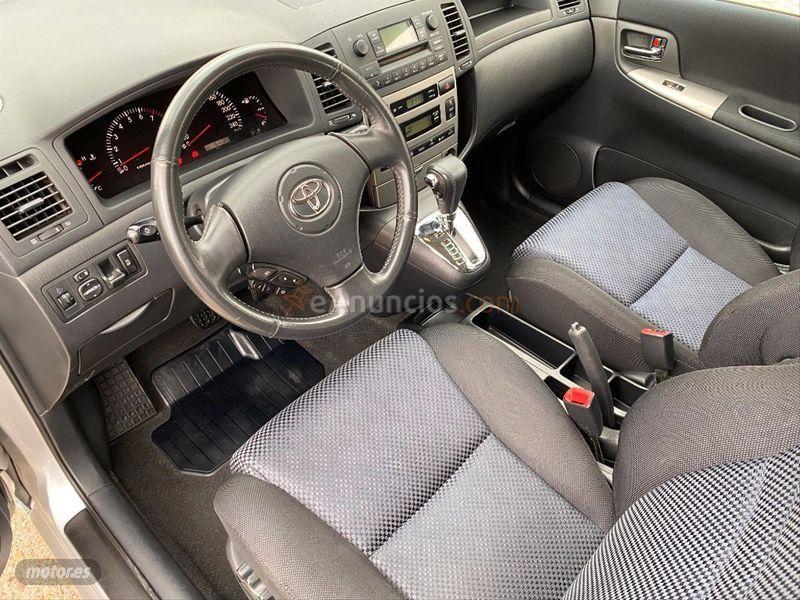 Toyota Corolla Verso 1.8 VVTi Sol MMT de 2004 con 164.135 Km por 3.990 EUR. en Madrid