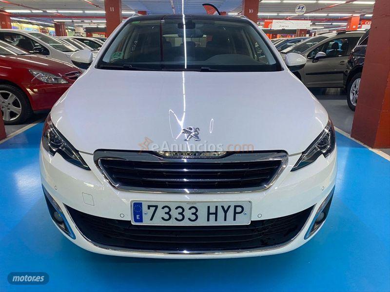 Peugeot 308 Nuevo 308 SW Allure 1.2 PureTech 130 SS de 2014 con 74.000 Km por 13.490 EUR. en Barcelona
