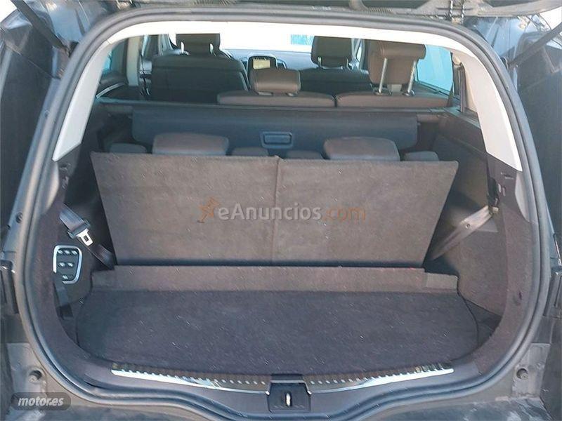 Renault Espace Zen Energy dCi 96kW 130CV de 2017 con 136.249 Km por 18.200 EUR. en Badajoz